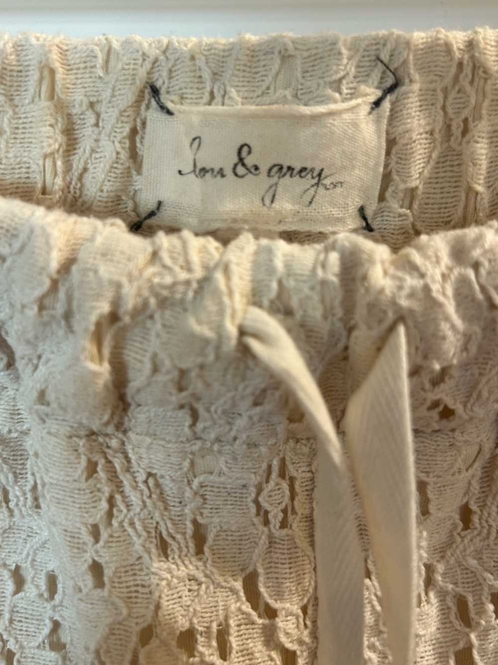 Lou & Grey Cream Lace-Overlay Joggers coastal cowgirl lightweight boho - Picture 4 of 7